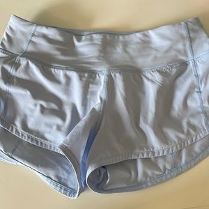 Lululemon Speed Up Low-Rise Lined Short 2.5”. Size 2-4 (XS). Pastel Blue